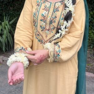 Traditional Yellow Mustard Ensemble